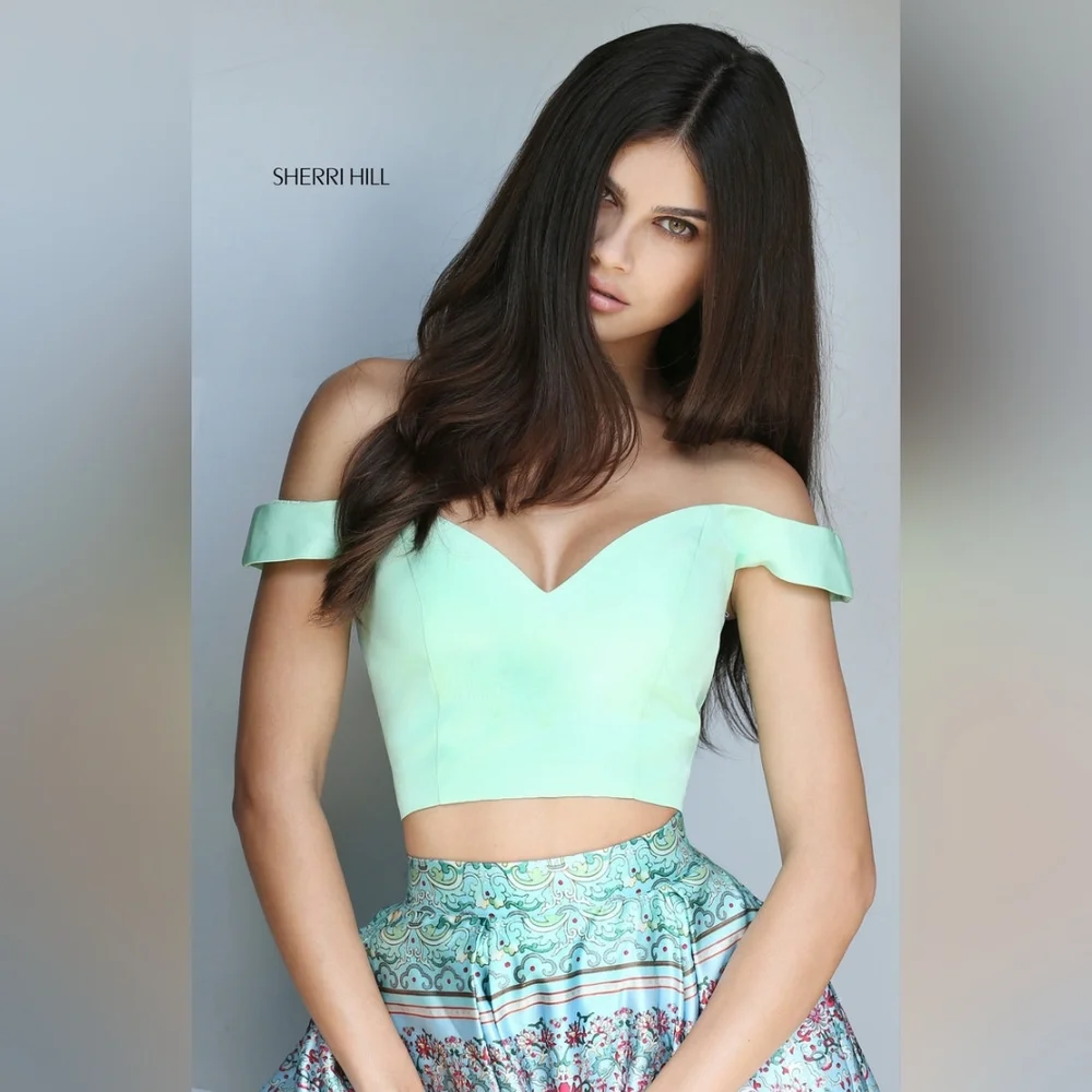 NWT Size 4 Sherri Hill 2-Piece Blue & Green Print Taffeta Ballgown - Picture 4 of 9